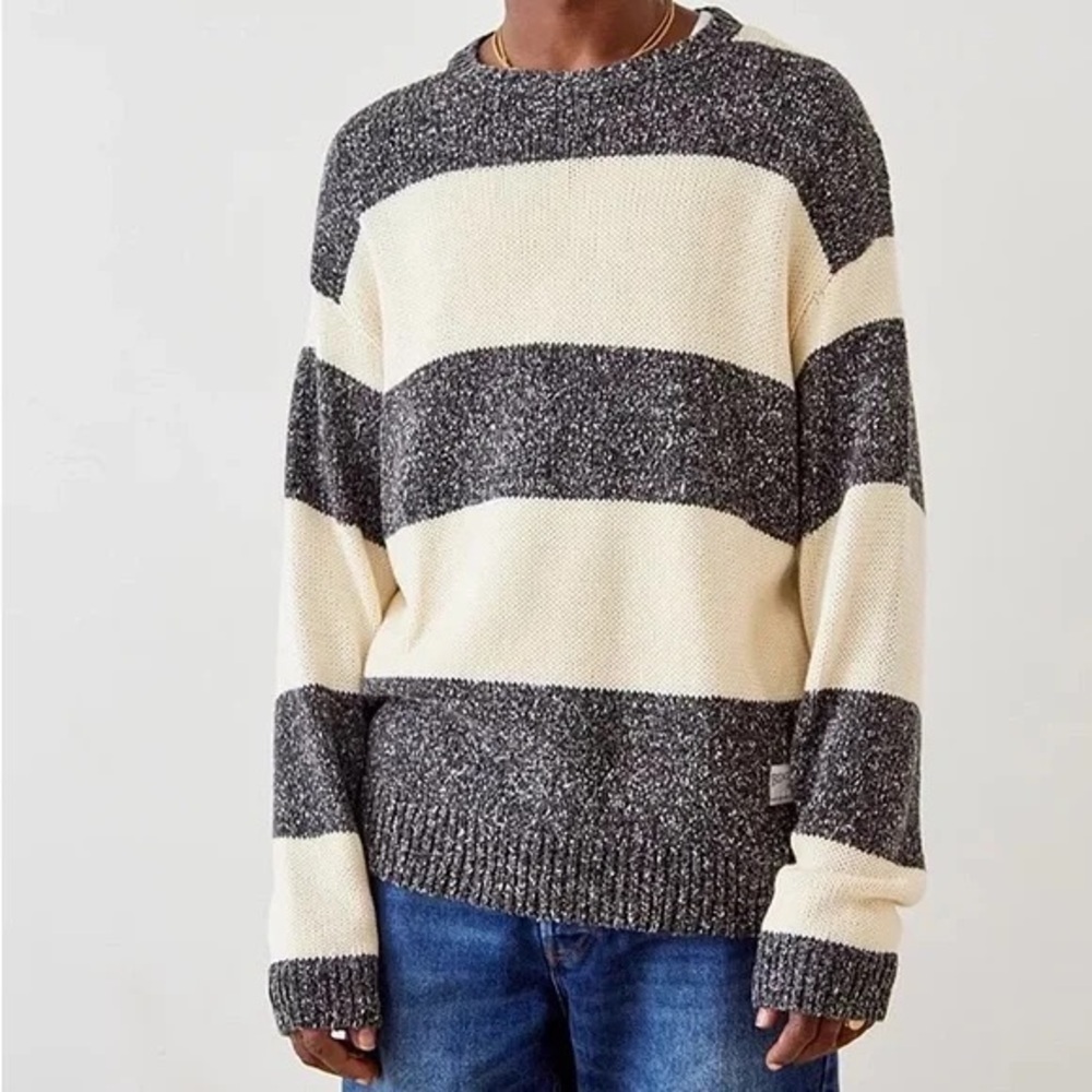 Urban Outfitters Gray & Cream Striped Oversized Fit Crewneck Sweater Size Small